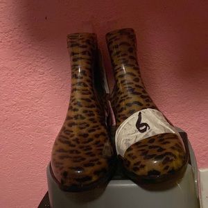 Cheetah Print Rain-boots